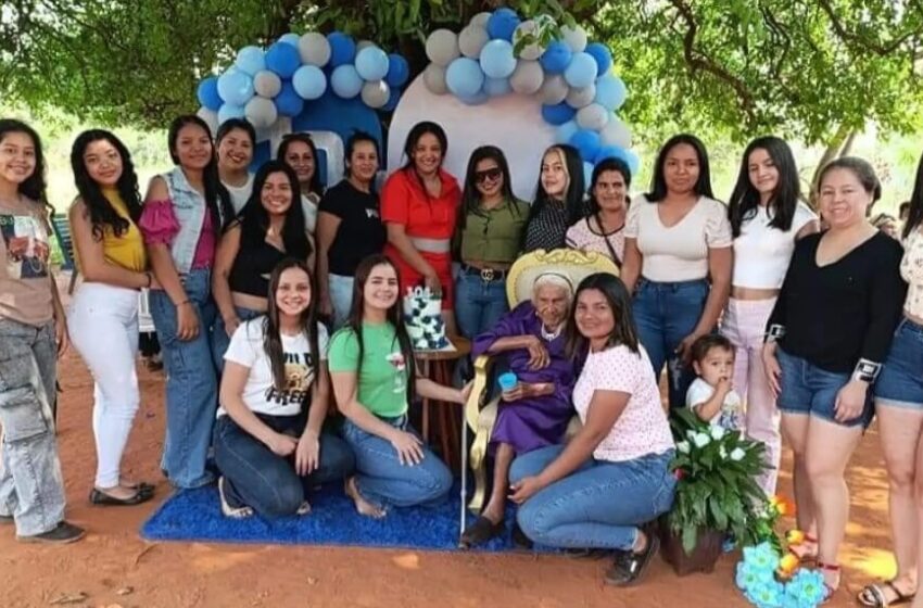  Más de un siglo de vida: Una mujer cumple 104 años en zona rural de Belén