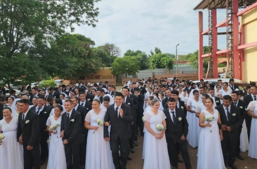  Horqueta celebra la boda comunitaria más grande del país: 168 parejas dicen “¡Sí, acepto!”