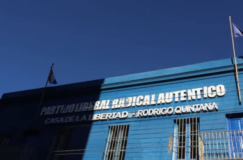  PLRA en la sombra: crisis de liderazgo, financiera y hasta de discursos, disparan.