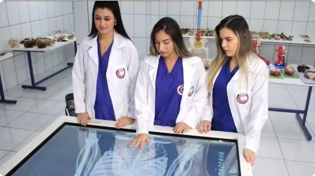  Medicina UCP-PJC: a maior e melhor estrutura de ensino no Paraguai; matrículas 2025 abertas