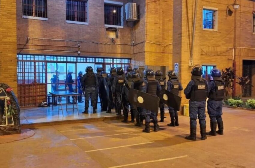  Internos de alta peligrosidad son trasladados a penal de máxima seguridad