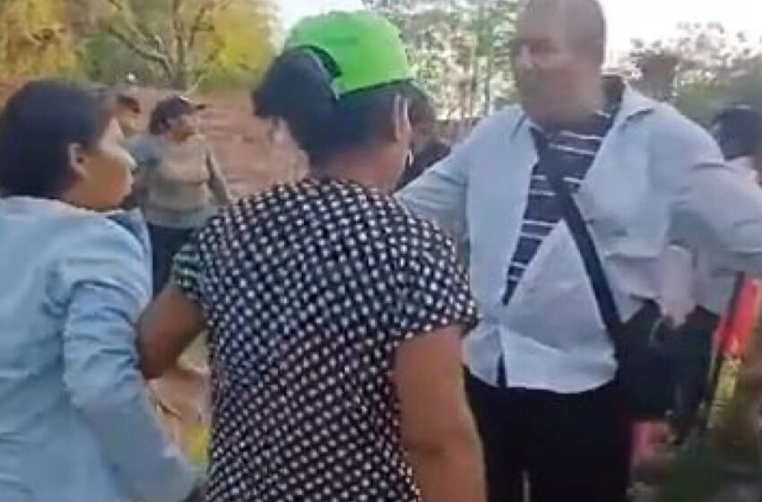  VIDEO: Acusan a pastor de apropiarse de un terreno en Remansito