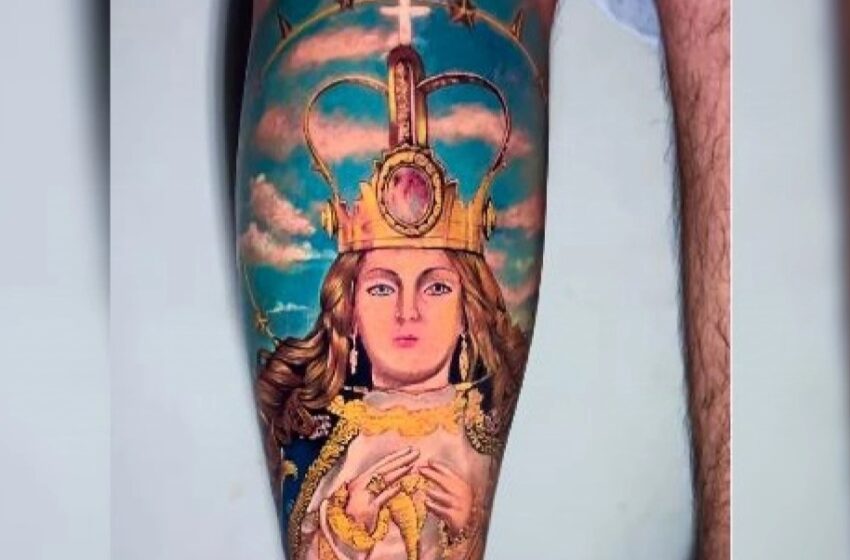  La fe impregnada en la piel: se tatuó la imagen de Virgen de Caacupé