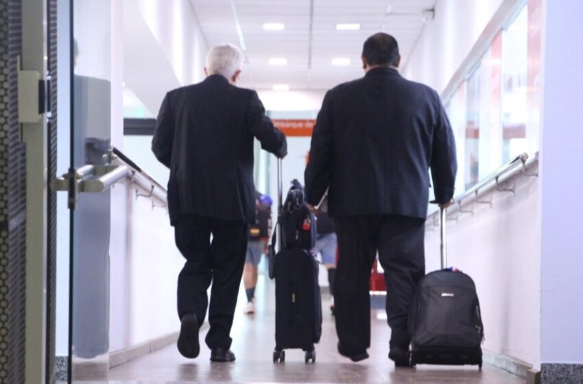  Adalberto Martínez viajó a Roma: Por primera vez un cardenal paraguayo en la elección papal