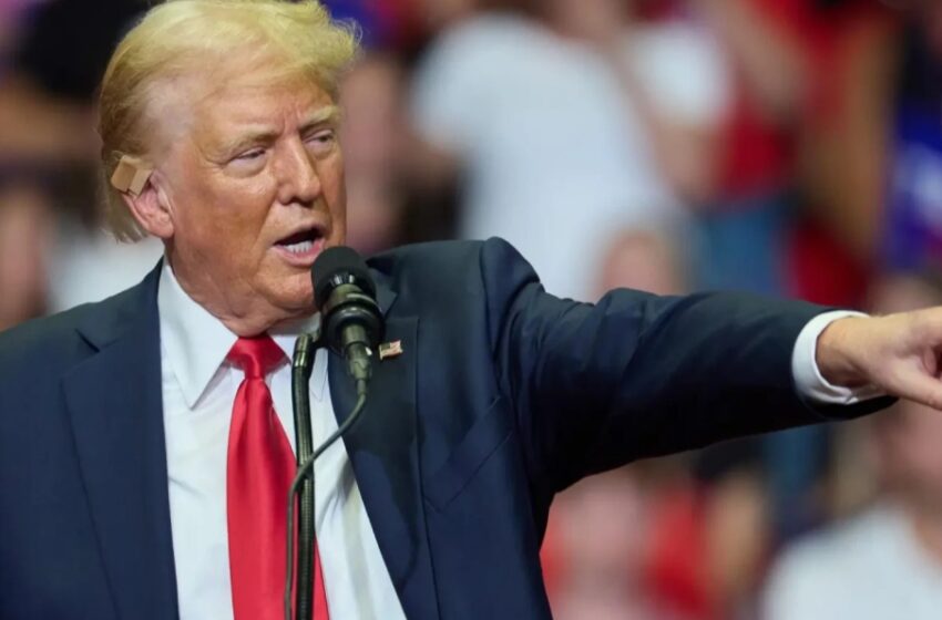  Trump dice que los magnates de internet ahora le “besan el culo”