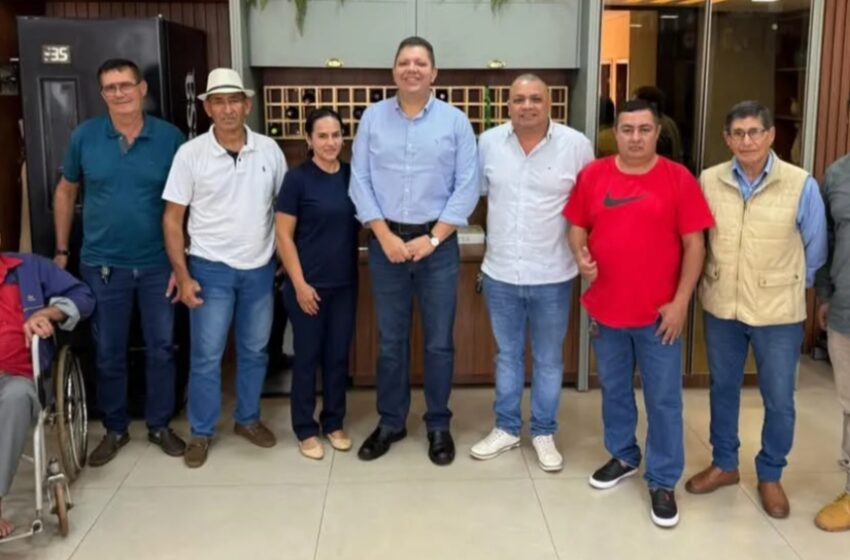  Gobernador de Amambay e intendente de Zanja Pytã proyectan caminos de todo tiempo