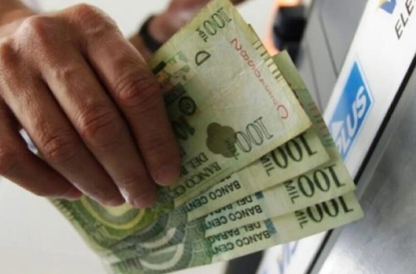  Trabajadores exigen que el sueldo mínimo suba G. 420 mil