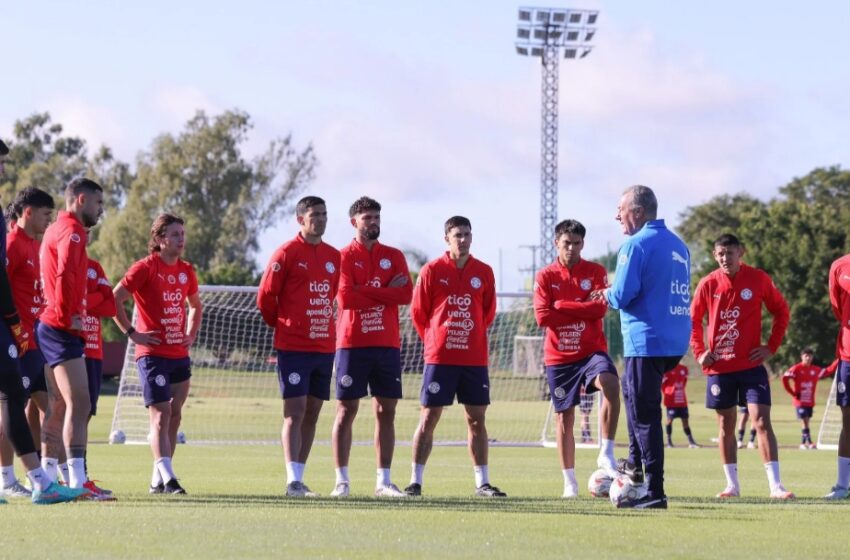 Eliminatorias: La Albirroja trabaja pensando en Uruguay