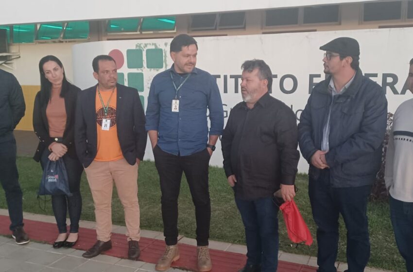  El creador de la carrera de medicina de la UCP-PJC, Carlos Bernardo, realizó una visita técnica al campus del IFMS en Ponta Porã y promovió alianzas.