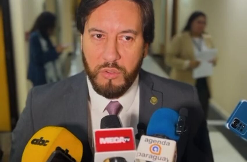  Senador Rubén Velázquez afirma que “ya está cantada” la destitución del intendente Miguel Prieto