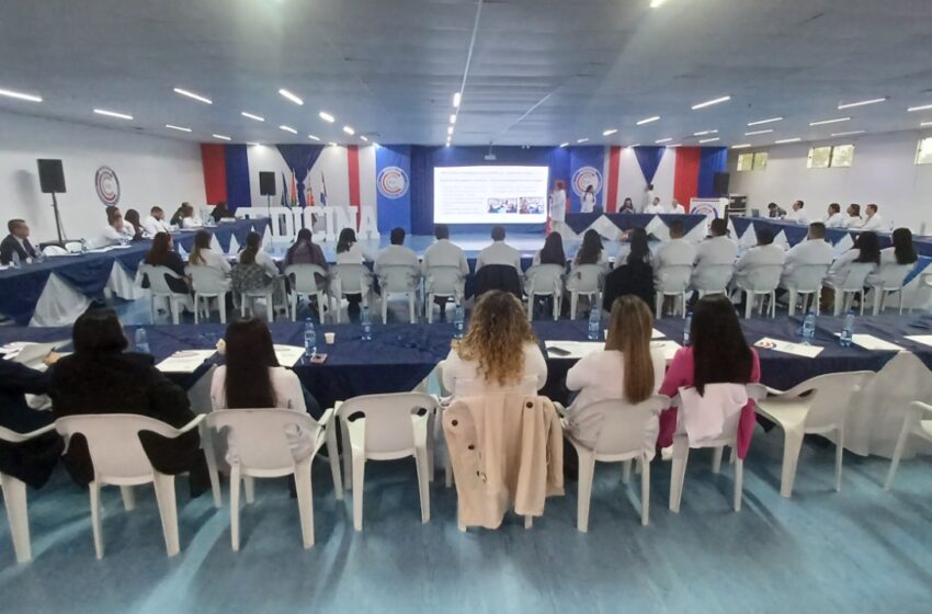  UCP de Pedro Juan: Juramento de Bata Blanca para la Recepción de Futuros Médicos