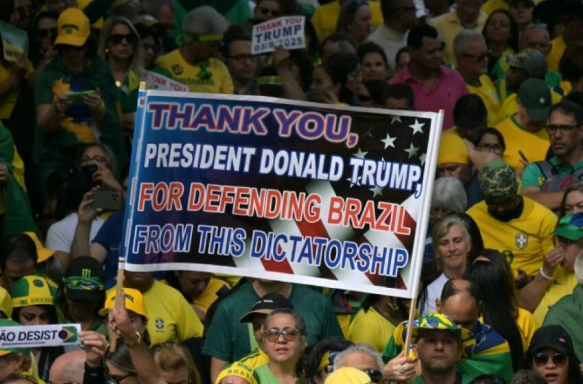  Bolsonaristas aplauden las sanciones de Trump a Brasil