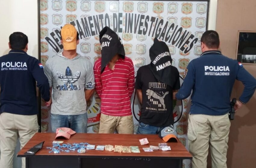  Policía captura a tres hombres con varias dosis de crac en Pedro Juan Caballero