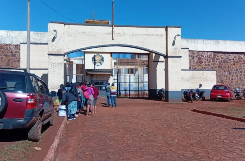  Estaba por salir de prisión, pero por una orden de captura no pudo ni cruzar el portón