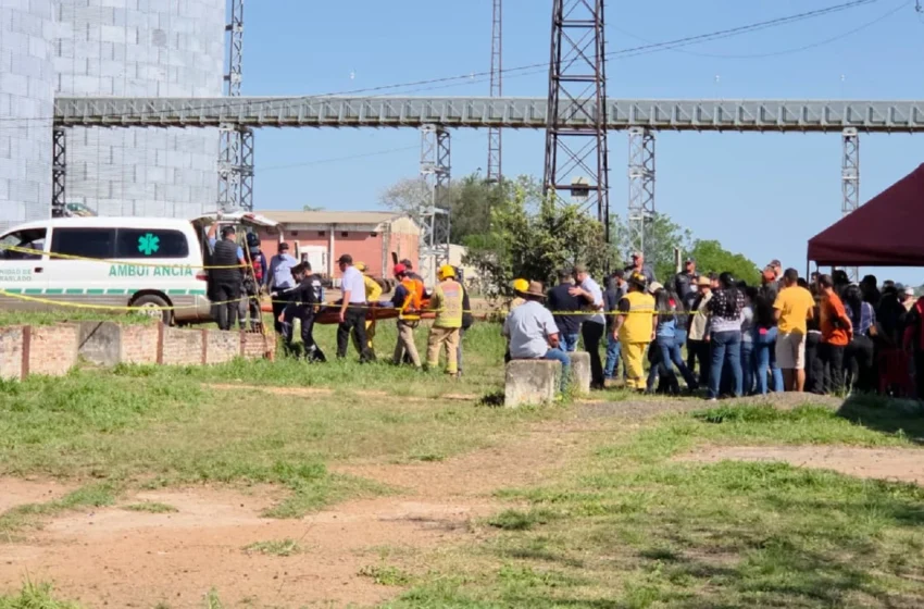  Logran rescatar el cuerpo del camionero que cayó al río Paraguay en Concepción