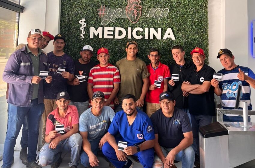  Universidad Central del Paraguay conmemora el Día Internacional del Hombre con actividades y obsequios para su comunidad