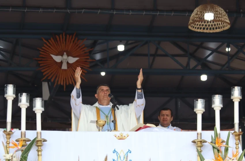  Caacupé 2025: Obispo evidencia el fastidio poblacional y expone la abismal desigualdad con autoridades