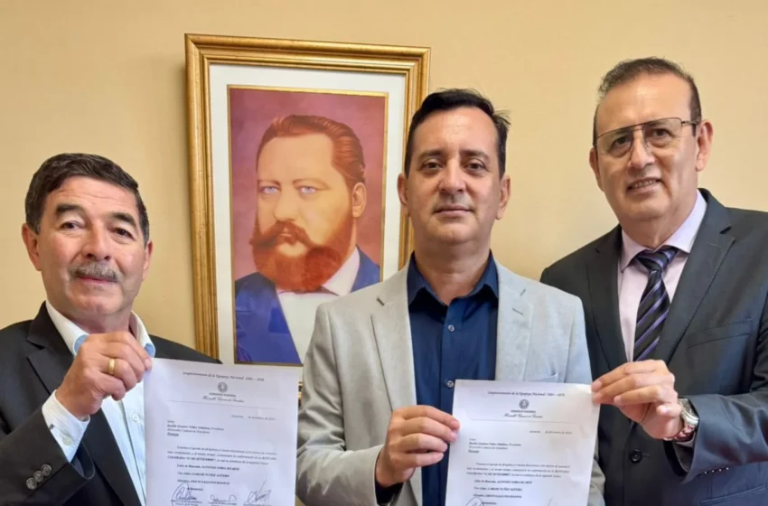  Núñez, Noria y Erico oficializan nueva bancada colorada tras desprenderse de HC