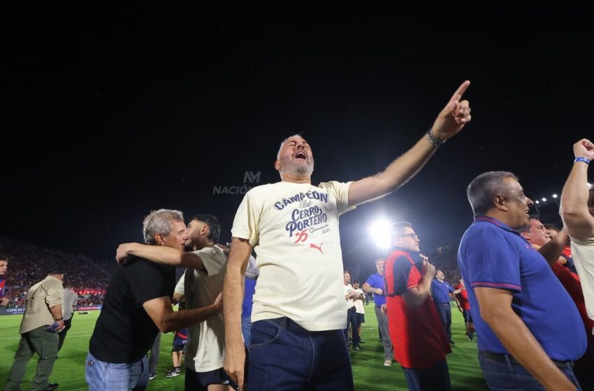  En medio de los festejos, Zapag dejó un mensaje a los que pugnan por la presidencia.