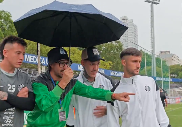  El divertido desafío entre los uruguayos del Olimpia en Montevideo