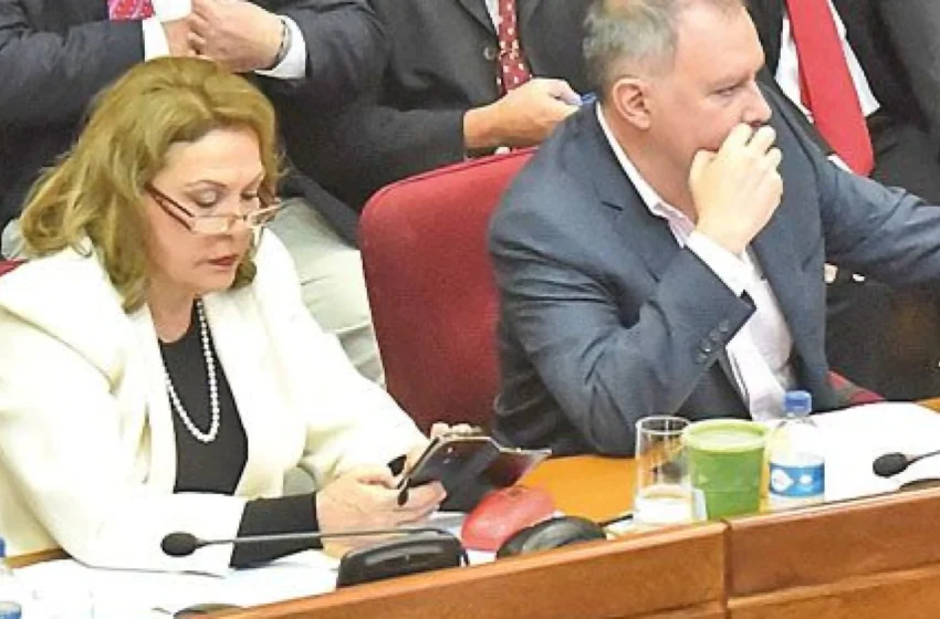  Advierten que si se elimina la caja parlamentaria, la gente pagará a los ex parlamentarios