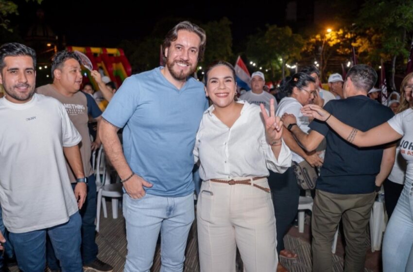  Rubén Velázquez y el Partido Yo Creo respaldan a Johanna Ortega en su cierre de campaña en Asunción