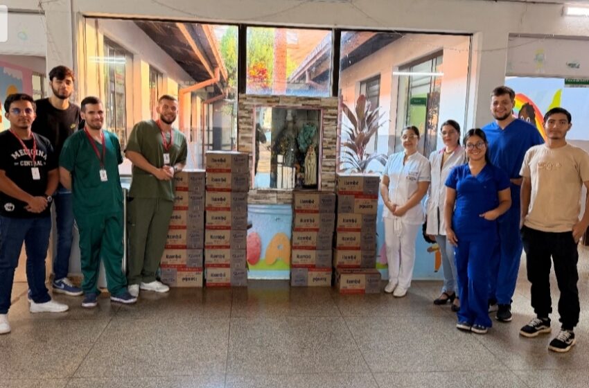  Alumnos de la UCP donan 300 litros de leche al Hospital Regional de Pedro Juan Caballero