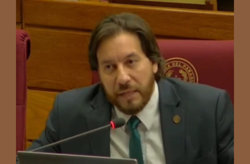  Senador Rubén Velázquez cuestiona “solución parche” en la reforma de la Caja Fiscal