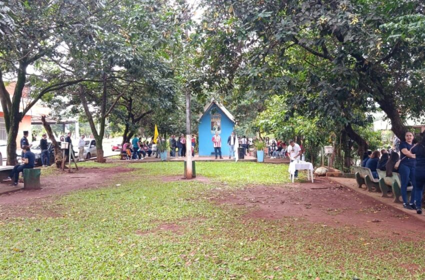  Docentes y familiares de policías se movilizan en PJC contra la reforma de la Caja Fiscal