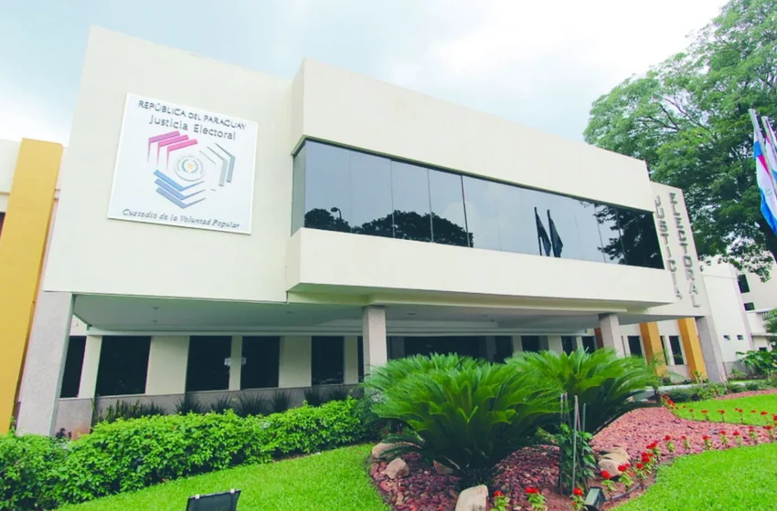  Camilo Pérez es el precandidato con más fondos de campaña, con G. 2.500 millones